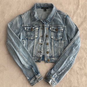 FOREVER 21 Cropped Denim Jacket